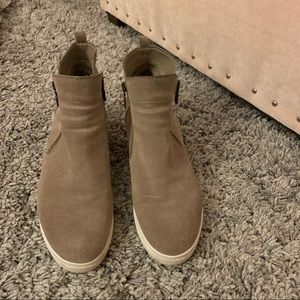 Blonde Waterproof high top sneakers